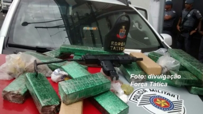 Força Tática apreende grande quantidade de drogas