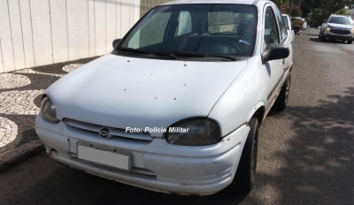 PM recupera veículo furtado antes do registro da ocorrência 