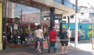 Comércio estará FECHADO nesta quinta