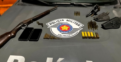 BAEP prende dupla com armas e munições em Marília