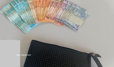 Homem leva carteira de idosa de 80 anos, mas acaba preso