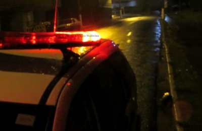 Jovens são assaltados enquanto namoravam no carro