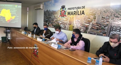 Prefeito Daniel autoriza funcionamento de restaurantes, academias e salões de beleza