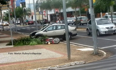 Fim de semana começa com acidentes em Marília