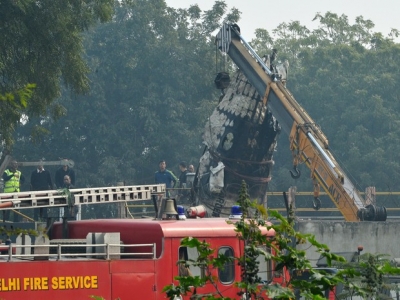 Queda de avião militar deixa mortos na Índia