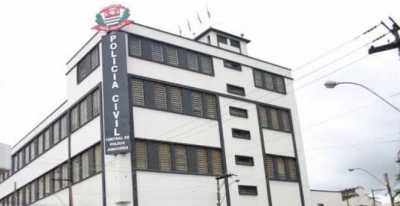 Estudante é assaltada na saída da faculdade em Marília