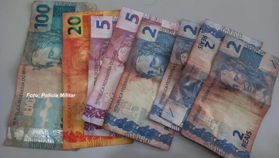 Rapaz é preso acusado de matar homem a facadas, na região