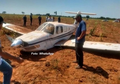 Avião faz pouso forçado na região e piloto é socorrido