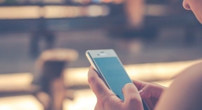 Mulher perde dinheiro em golpe e 