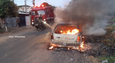 Carro furtado em Marília é encontrado incendiado
