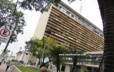 Repartições públicas em Marília só reabrem na terça, após 12h