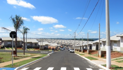 Linha com cerol atinge pescoço de motociclista em Marília