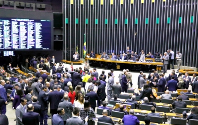 Câmara aprova texto-base da nova Lei de licitações