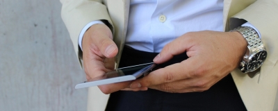 Sua empresa pode proibir o uso do celular?