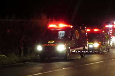 Mulher abandona carro na pista e causa grave acidente na rodovia do Contorno