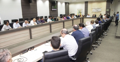 Comitiva de Marília conhece modelo de gestão em Maringá