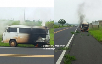 Susto: Kombi pega fogo na SP-333