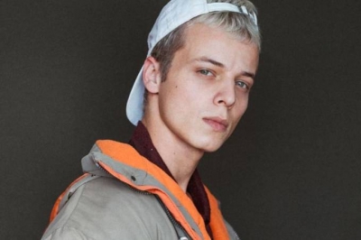 Corpo do modelo que morreu após desmaio em desfile é velado