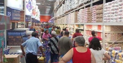 Consumidores elogiam preços baixos e qualidade dos produtos do Max Atacadista