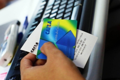 Prazo para sacar PIS/Pasep 2015 acaba nesta quinta, 28