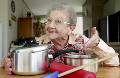 PALMIRINHA: apresentadora superou violência doméstica, abusos e o abandono através da culinária