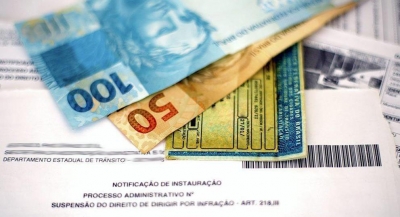 Bolsonaro pretende dobrar pontos para suspensão de CNH