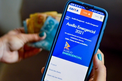 Trabalhadores nascidos em julho podem sacar o auxílio emergencial 