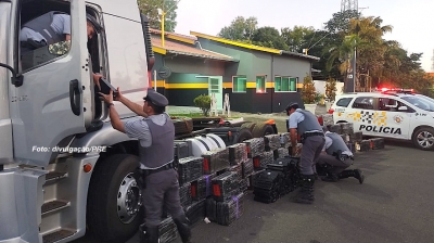 Polícia Rodoviária apreende carregamento de maconha em Marília