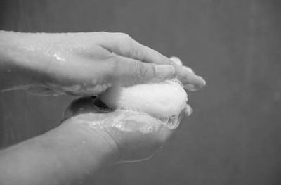 Pastor preso ao levar jovem e bebê para motel, prometia 