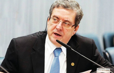 Justiça decreta indisponibilidade de bens do Deputado Camarinha em até R$ 2,2 milhões 