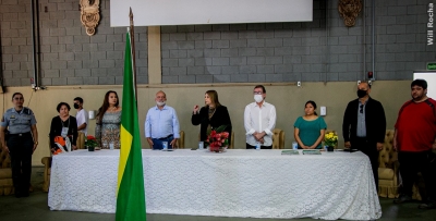 Vice-prefeito de Marília participa da formatura de curso na FAIP