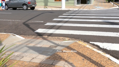 Prefeitura inicia construção de 118 rampas de acessibilidade na área central