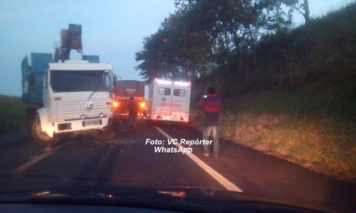 Acidente na BR-153 próximo a Marília mata uma mulher e fere dois