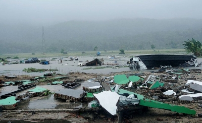 Sobe para 281 número de mortos em tsunami na Indonésia