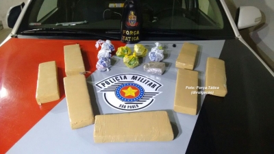 PM prende pai e filho acusados de tráfico de drogas 