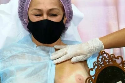Tatuagem em seio resgata autoestima de mulheres após câncer de mama