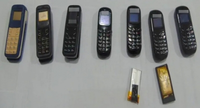 Detento fica um mês com celular no estômago e precisa ser internado para expelir aparelho