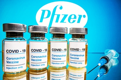Marília aplica vacina da Pfizer como reforço para quem tomou Janssen
