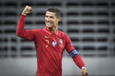 Cristiano Ronaldo se torna jogador mais bem pago do mundo