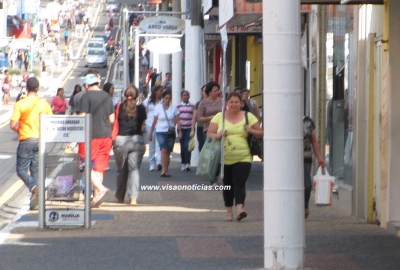 Metade do FGTS inativo foi para o consumo