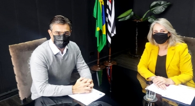 Prefeita Tina leva ao vice-governador pedido de isenção do pedágio para veículos de Pompeia