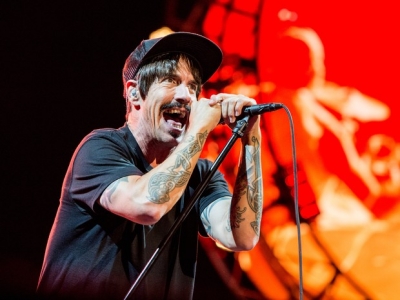 Red Hot Chili Peppers é confirmado como atração
