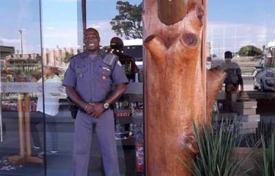 Corpo de PM é encontrado carbonizado dentro de carro