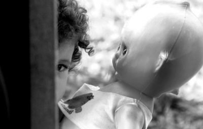 PM prende mãe que mantinha adolescente e bebê em cárcere privado 