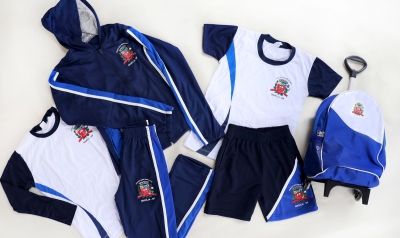 Prefeito Daniel Alonso inicia entrega de uniformes de verão  e de inverno, mochilas e estojos