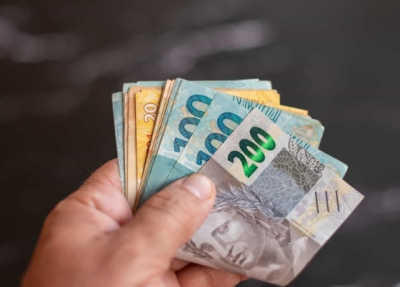 Consulta a dinheiro esquecido já começou; veja como fazer para resgatar