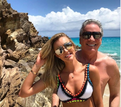 Roberto Justus curte seu amor em lua de mel no Caribe