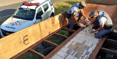 Polícia Rodoviária apreende mais de 250 quilos de pasta base de cocaína