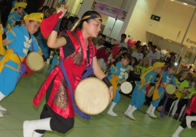 Apresentações de Natal prosseguem nesta terça
