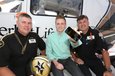 Siri salva adolescente preso embaixo de caminhão